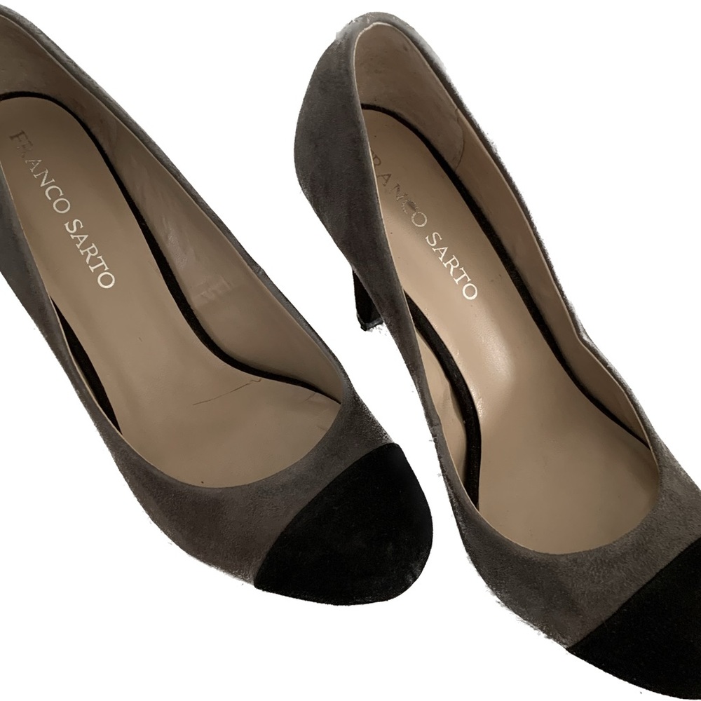 Franco Sarto Grey With Black Toe and Heel Suede Heels. Size 8M.